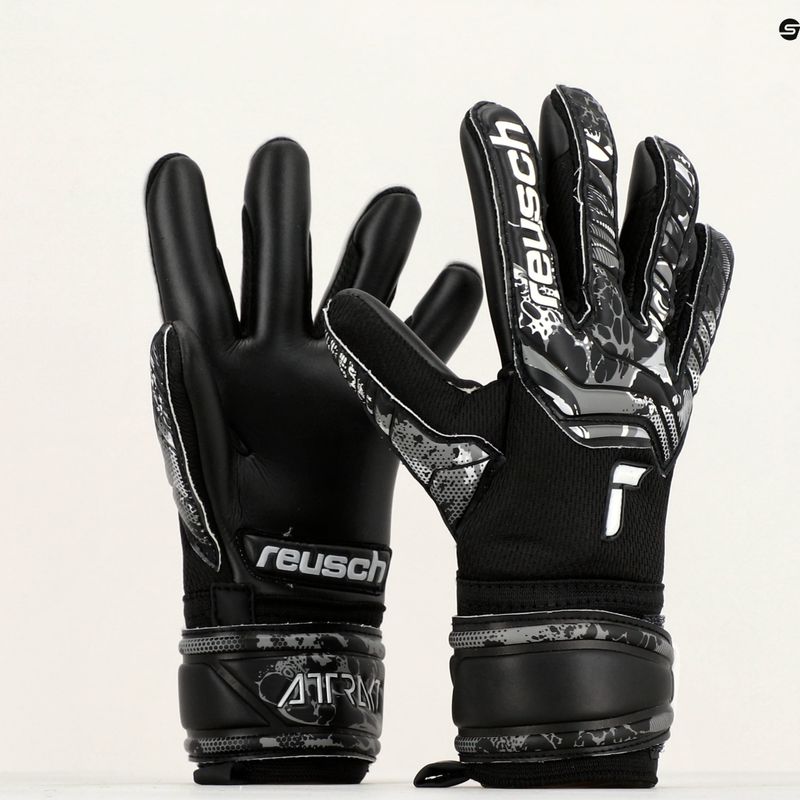 Guanti da portiere per bambini Reusch Attrakt Infinity neri 9