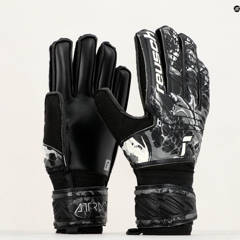 Guanti da portiere Reusch Attrakt Solid nero 9