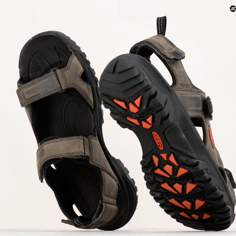 KEEN Targhee III Open Toe sandali da trekking da uomo grigio/nero 15