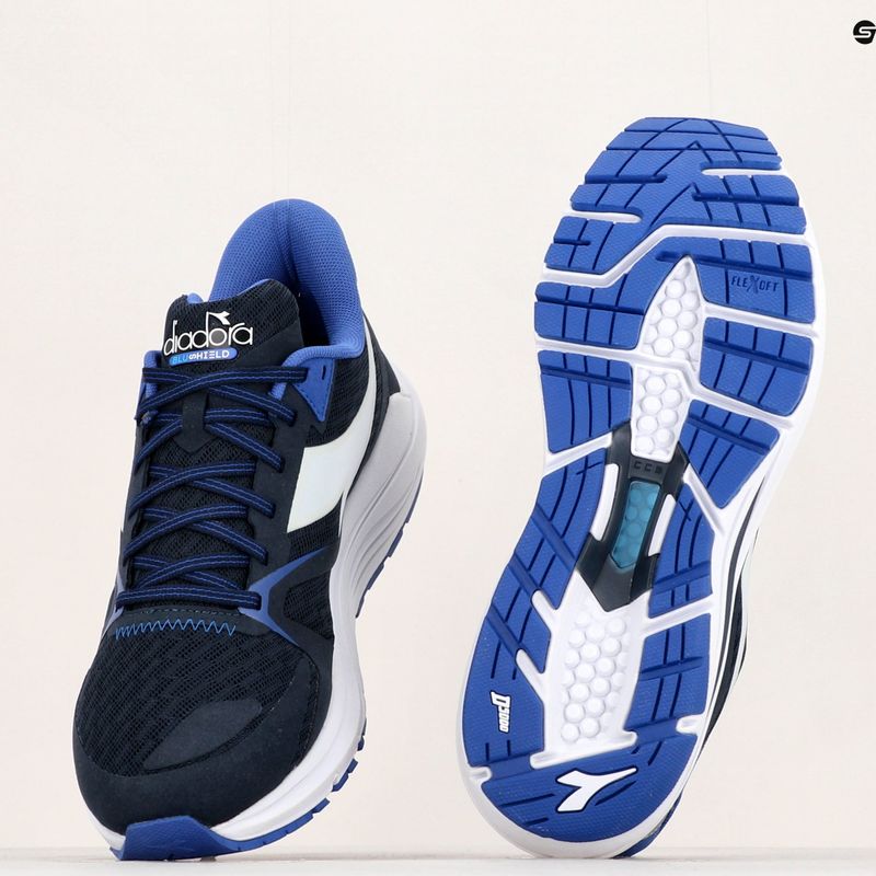 Scarpe da corsa uomo Diadora Mythos Blushield 8 Vortice blu navy DD-101.179087-D0244 18