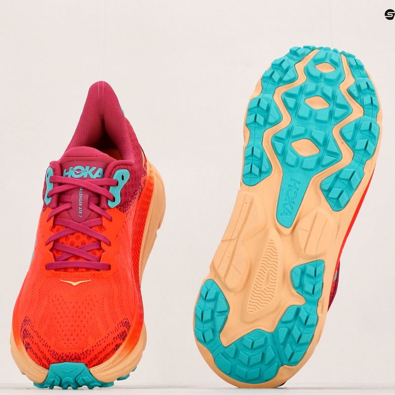 HOKA Challenger ATR 7 flame/cherries jubilee scarpe da corsa da uomo 11