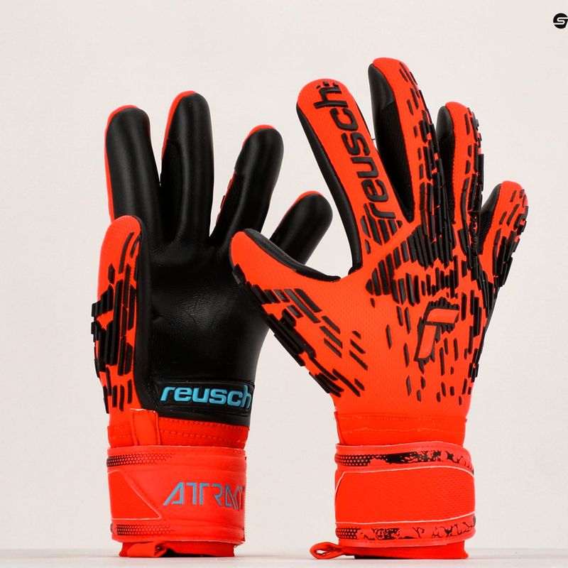 Reusch Attrakt Freegel Silver Finger Support Guanti da portiere rosso vivo/blu futuro/nero 9