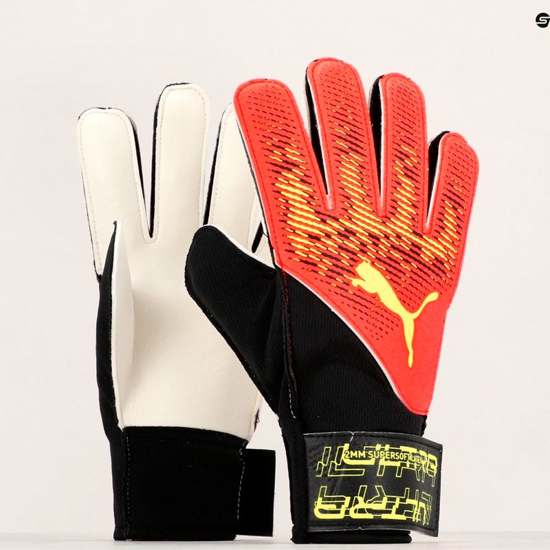 Guanti da portiere PUMA Ultra Grip 4 RC corallo acceso/luce frizzante 7