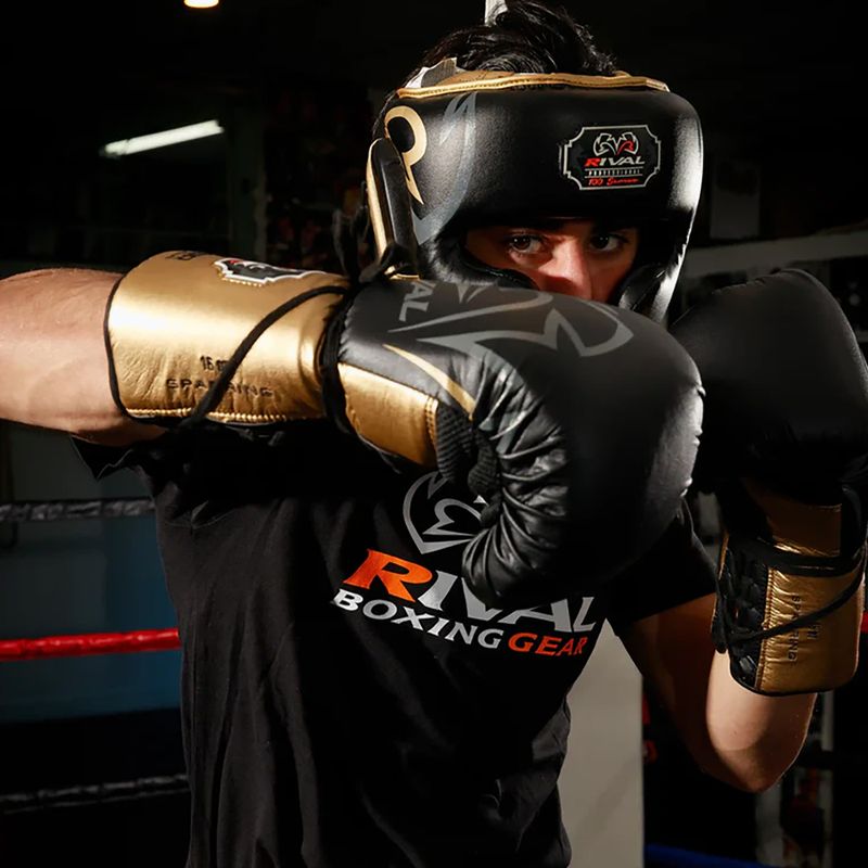 Guantoni da boxe Rival RS100 Professional nero/oro 4