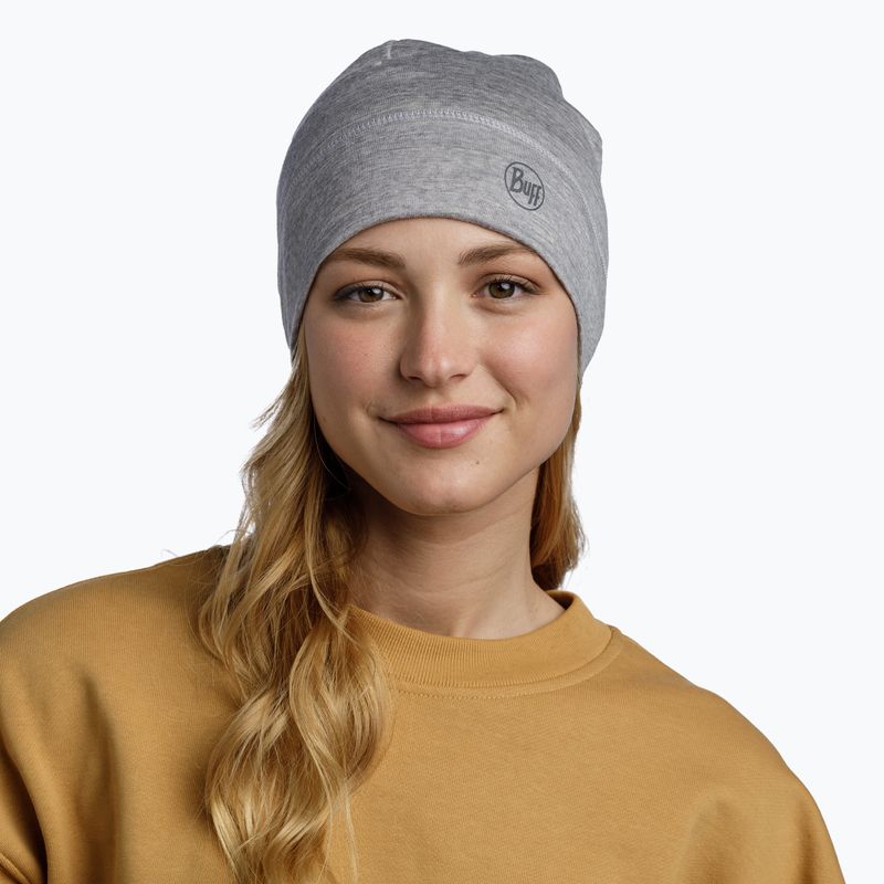 BUFF Berretto invernale leggero in lana merino tinta unita grigio chiaro 4