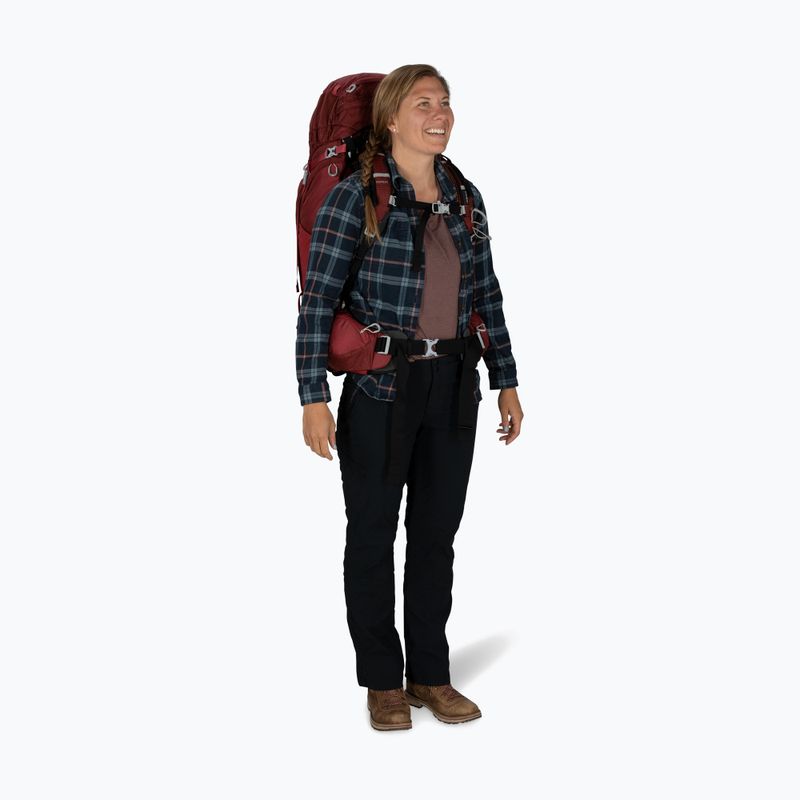 Zaino da trekking da donna Osprey Aura AG 65 l M-L berry sorbet red 8