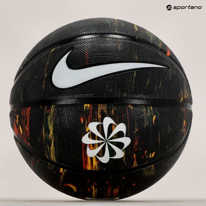 Nike Everyday Playground 8P Prossima Natura Sgonfio basket multi / nero / bianco dimensioni 6 5