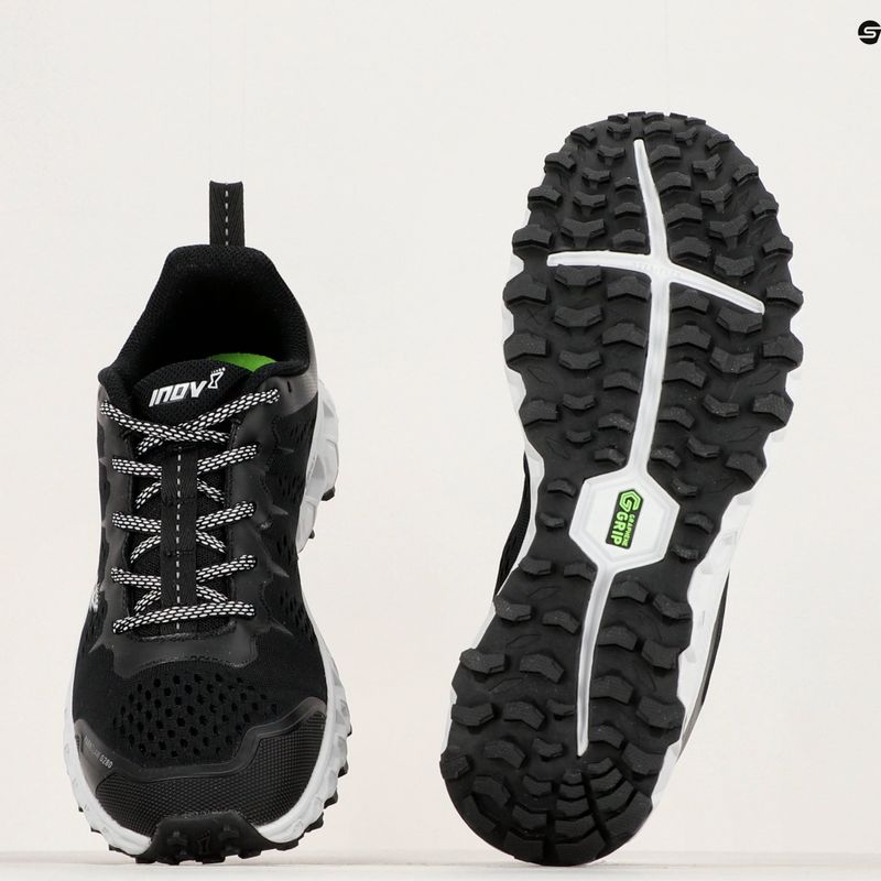 Scarpe da corsa da uomo Inov-8 Parkclaw G280 nero/bianco 20