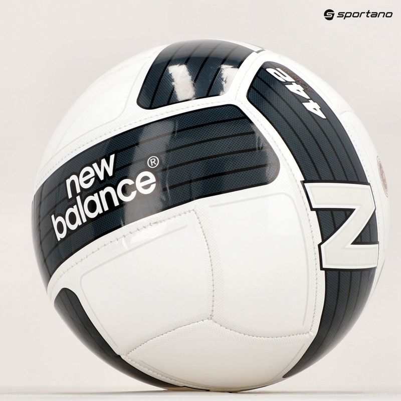 Nuovo equilibrio 442 Academy Trainer calcio nero / bianco dimensioni 5 5
