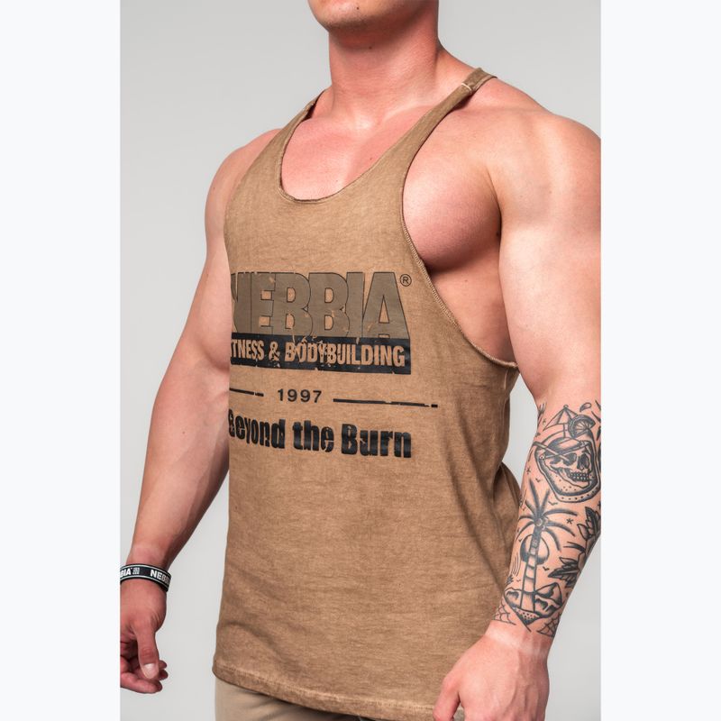 Canotta da allenamento da uomo NEBBIA Washed-Off Stringer Max Out marrone chiaro 4