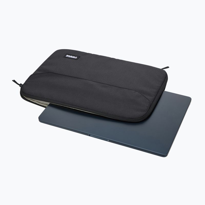 Custodia per MacBook Air 15" Thule Lithos Sleeve black 6