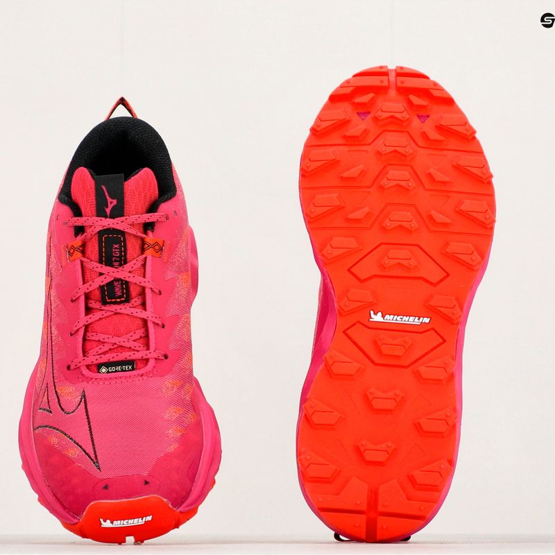 Scarpe da corsa da donna Mizuno Wave Daichi 7 GTX jazzy/tigerlily/nero 12