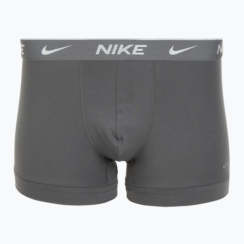 Boxer da uomo Nike Everyday Cotton Stretch Trunk 3 paia nero/ferro da stiro/grigio freddo con texture ad alta lucentezza wb 3