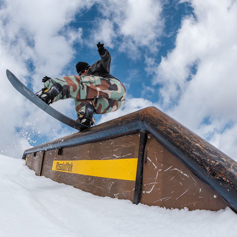 Snowboard da uomo Bataleon Disaster+ 17