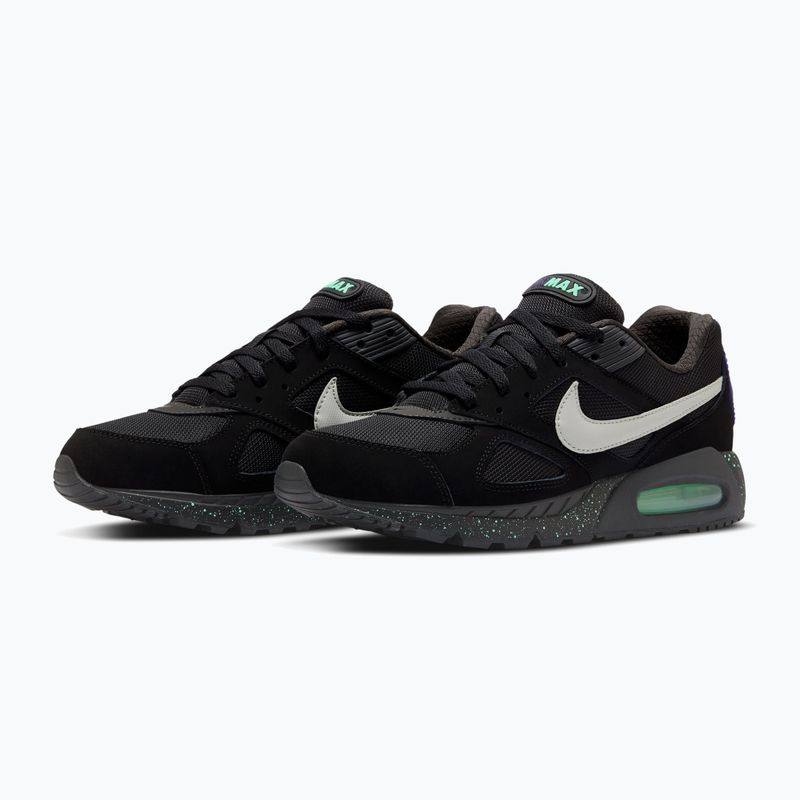 Scarpe da uomo Nike Air Max IVO black/green glow/matte silver 3