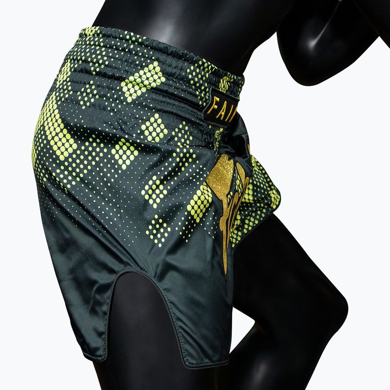 Pantaloncini da allenamento Fairtex Muay Thai S1931 Heart of Gold nero/oro 5