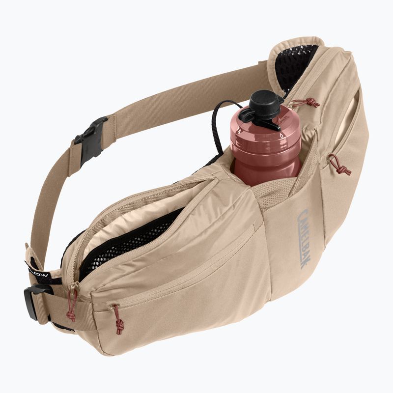CamelBak Podium Flow 4 l marsupio con bottiglia da 620 ml moondust 6