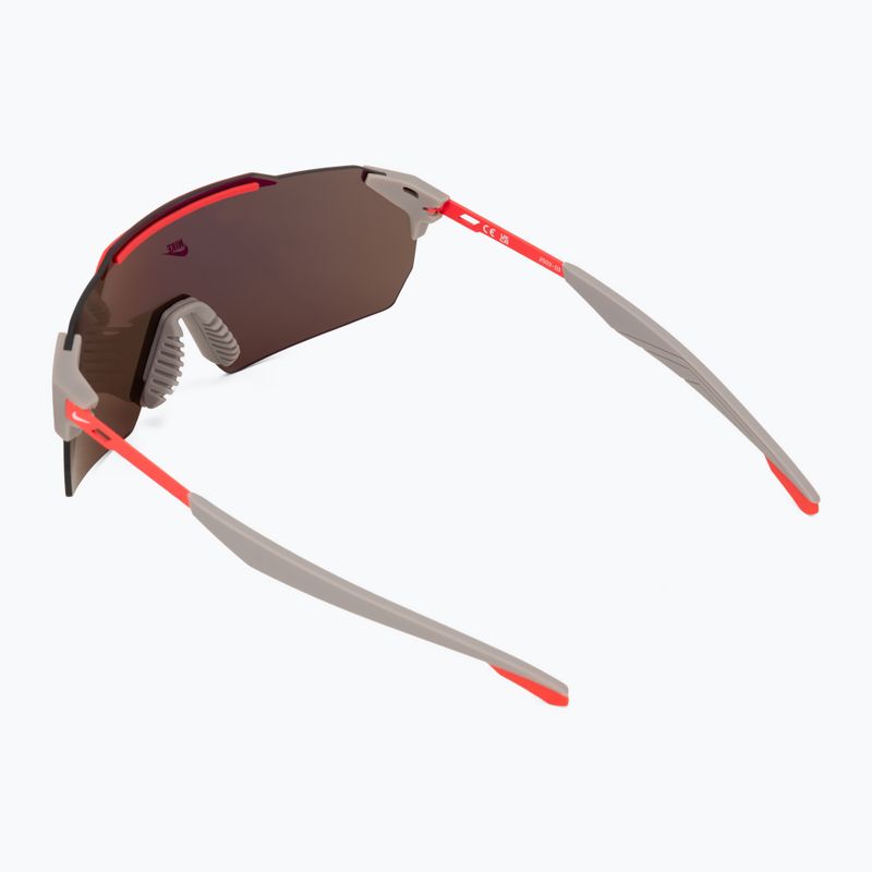 Occhiali da sole Nike Limitless Shield college grey/orange mirror 2