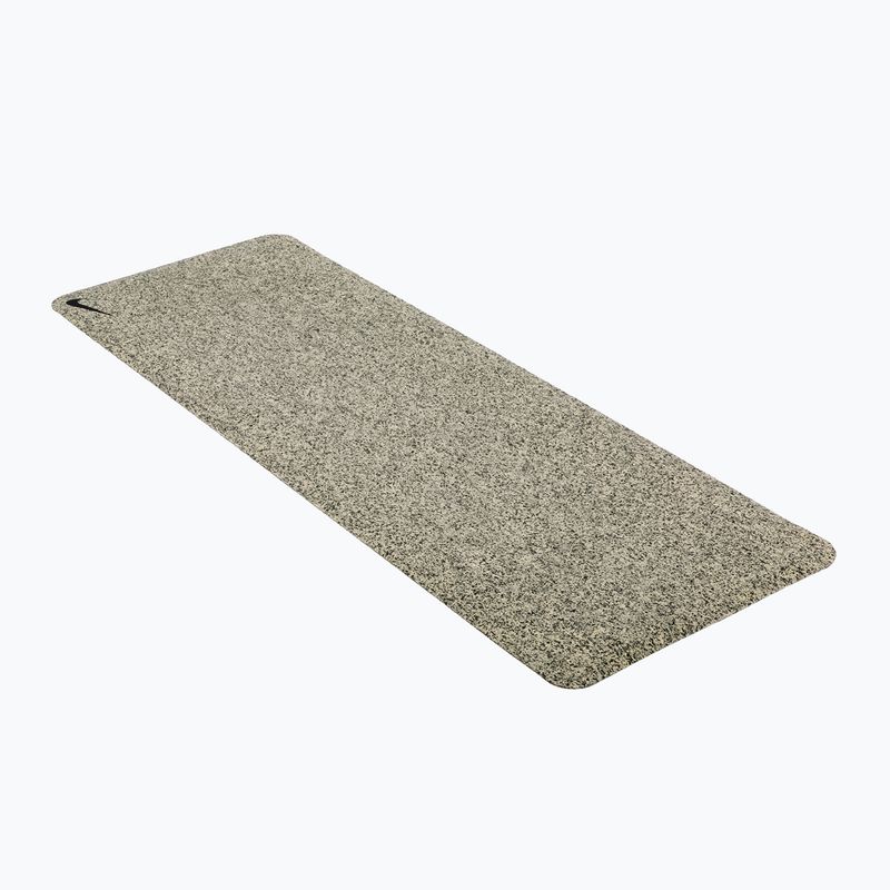Tappetino yoga Nike Flow 4 mm sabbia/nero 2