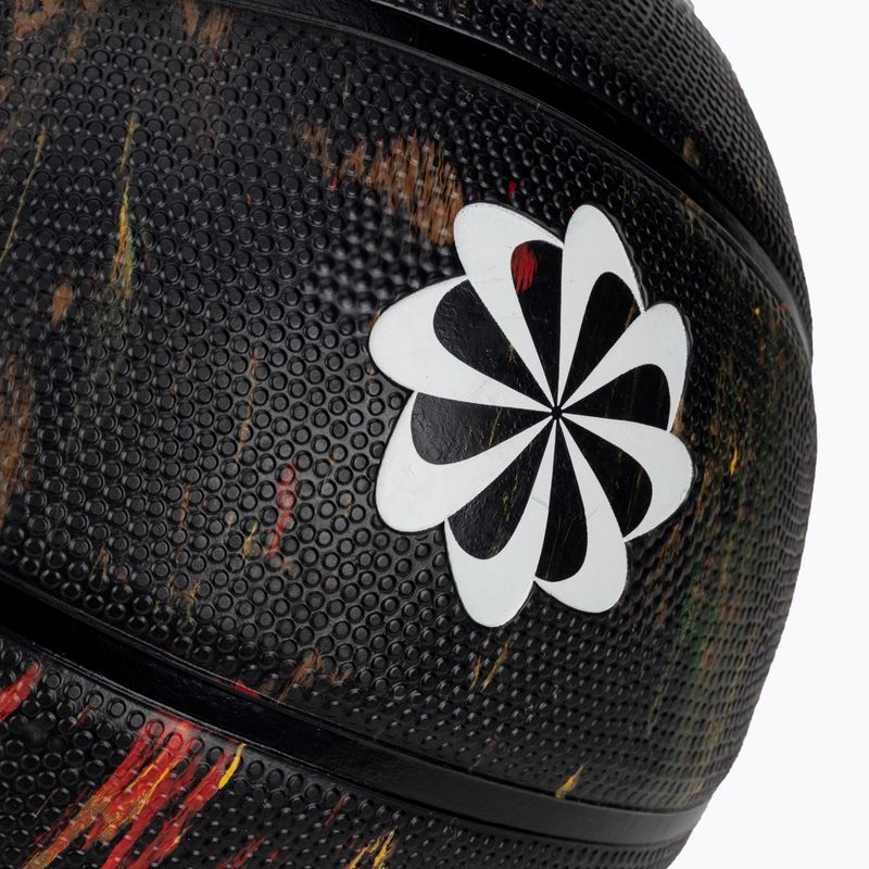 Nike Everyday Playground 8P Next Nature sgonfio basket multi / nero / bianco dimensioni 7 3