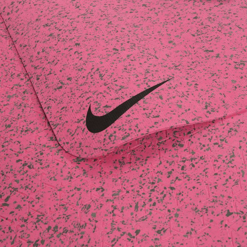 Tappetino da yoga Nike Move 4 mm fucsia cosmico/nero 3