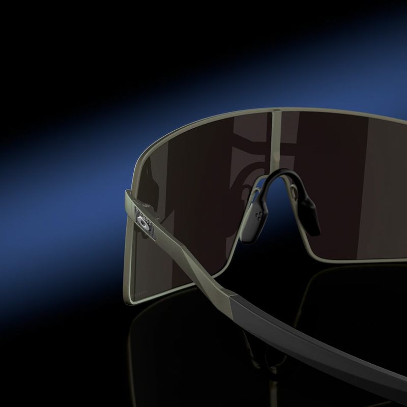 Occhiali da sole Oakley Sutro Ti satin lead/prizm sapphire 9