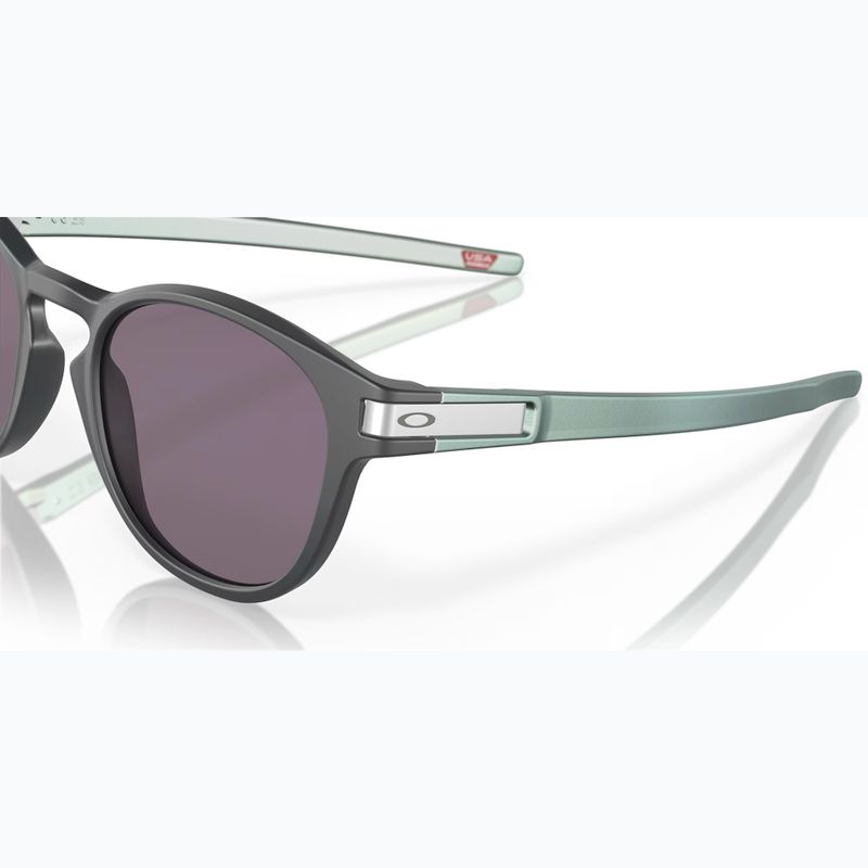Occhiali da sole Oakley Latch carbonio opaco/grigio prisma 6