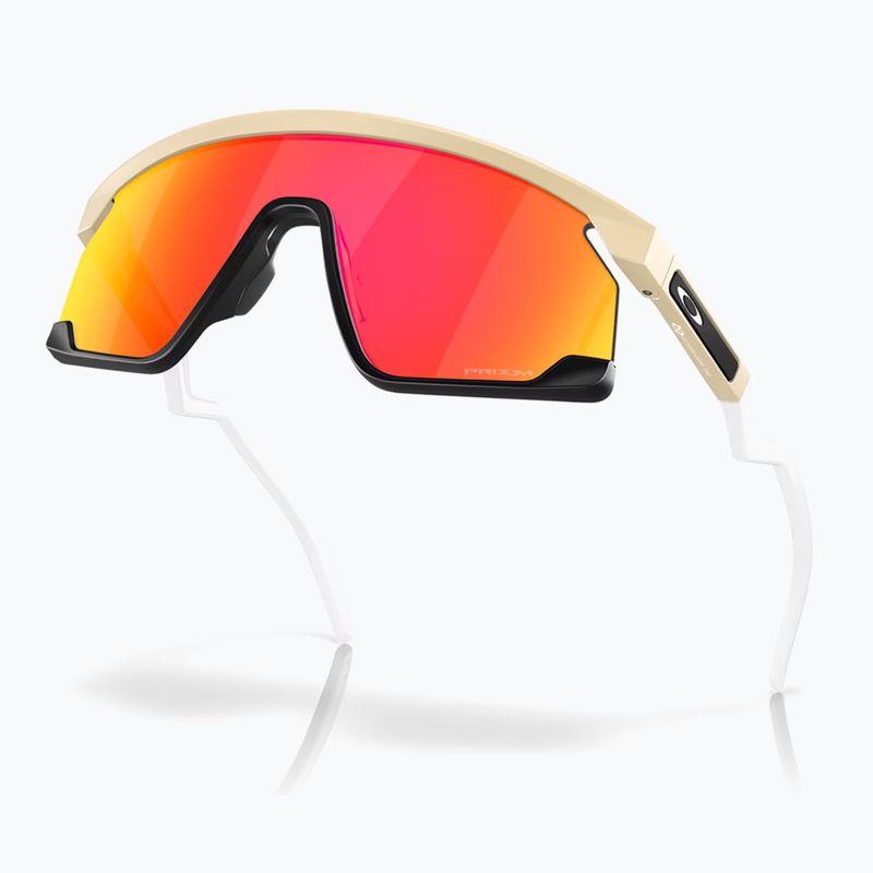 Occhiali da sole Oakley Bxtr matte desert tan/prizm ruby 4