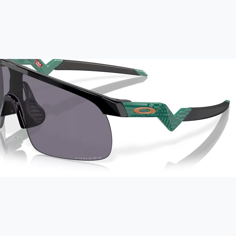 Occhiali da sole Oakley Resistor nero/grigio Prizm per bambini 6