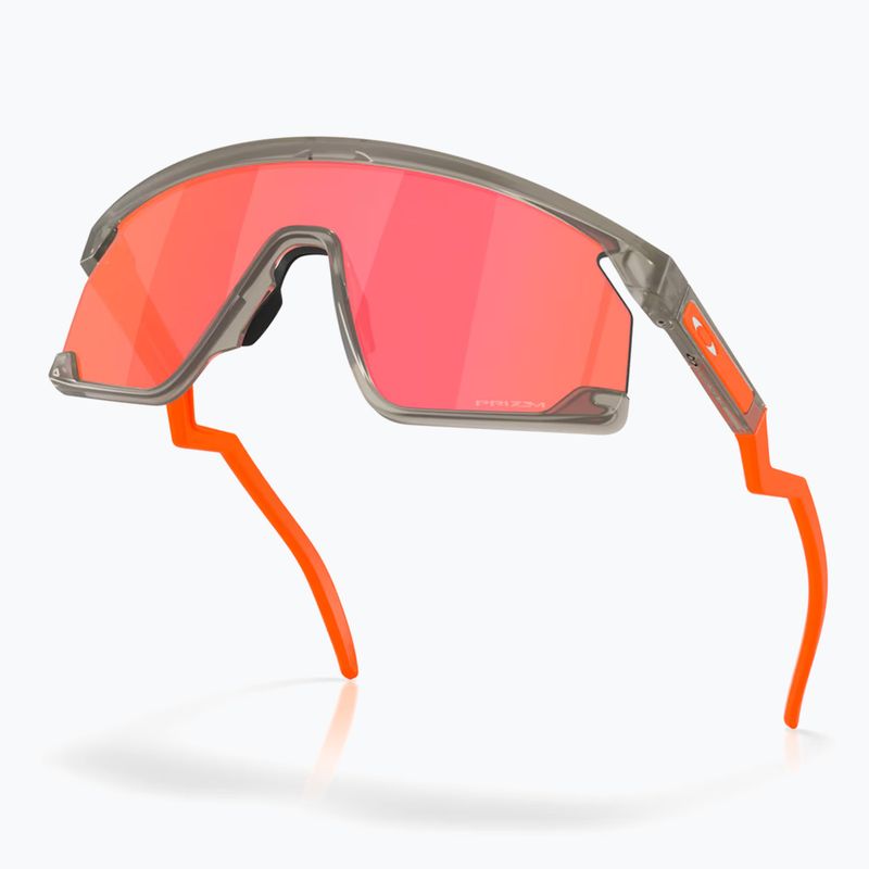 Occhiali da sole Oakley Bxtr matte grey ink/prizm trail torch 4