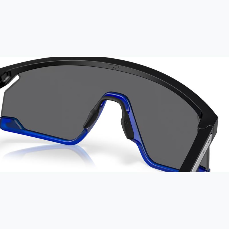 Occhiali da sole Oakley Bxtr nero opaco navy/nero prizm 7