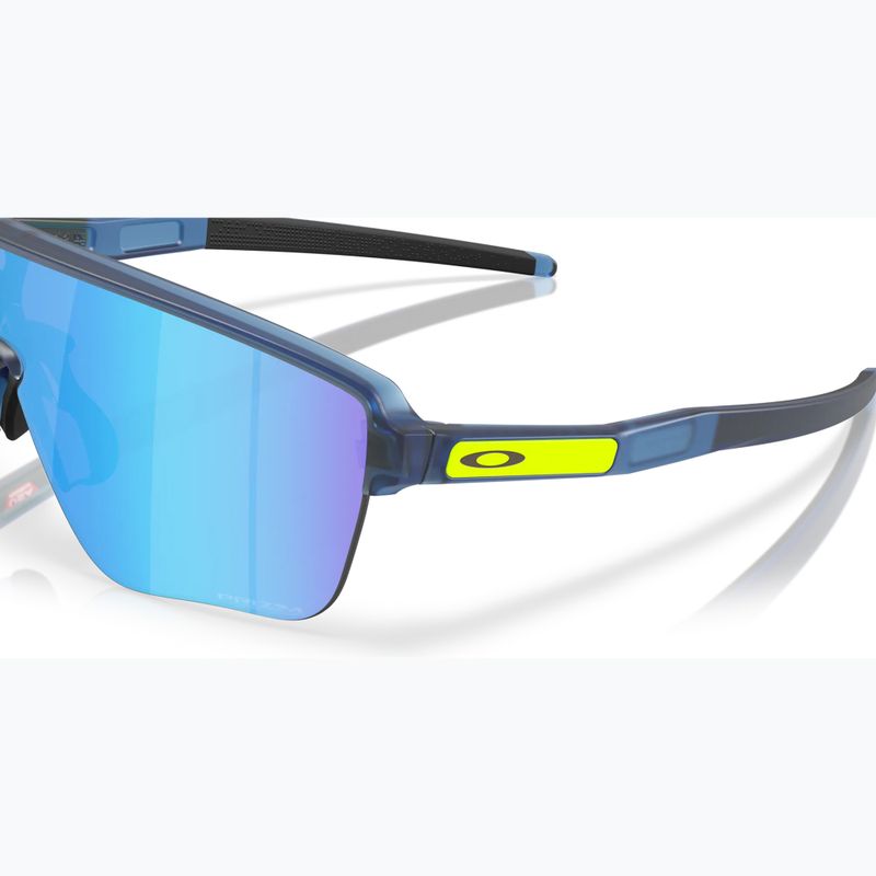 Occhiali da sole Oakley Corridor SQ blu trans opaco/zaffiro Prizm 6