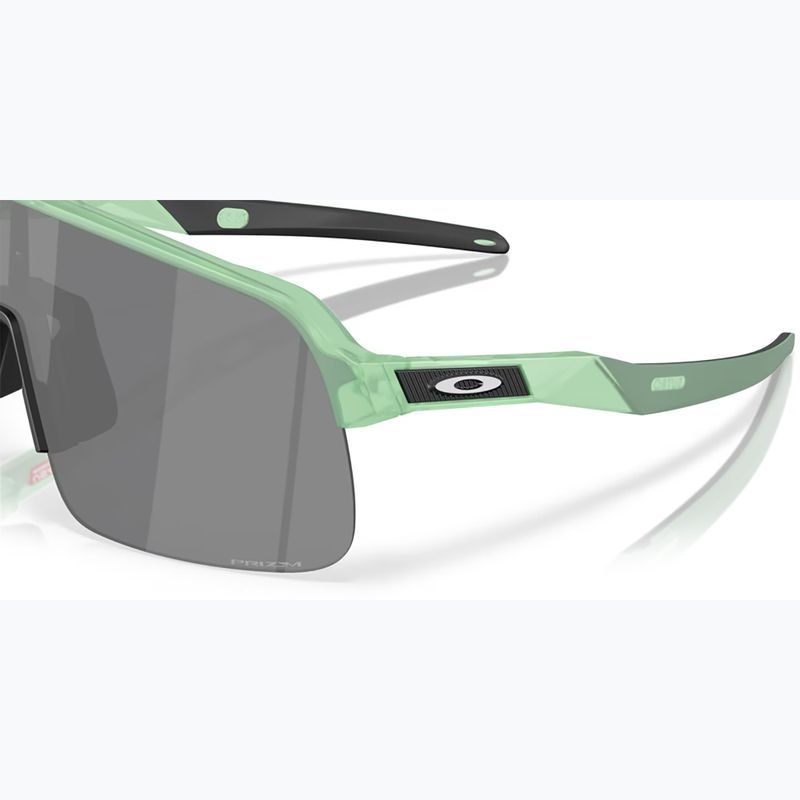 Occhiali da sole Oakley Sutro Lite S opaco trans jade/prizm nero 5