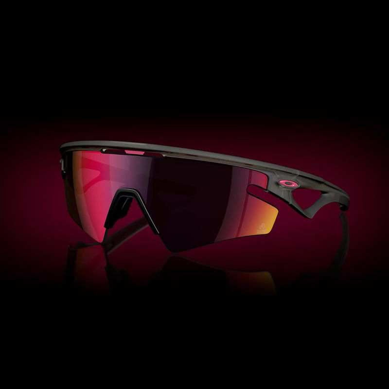 Occhiali da sole Oakley Sphaera Slash Giro D'Italia giro grey smoke/prizm road 3