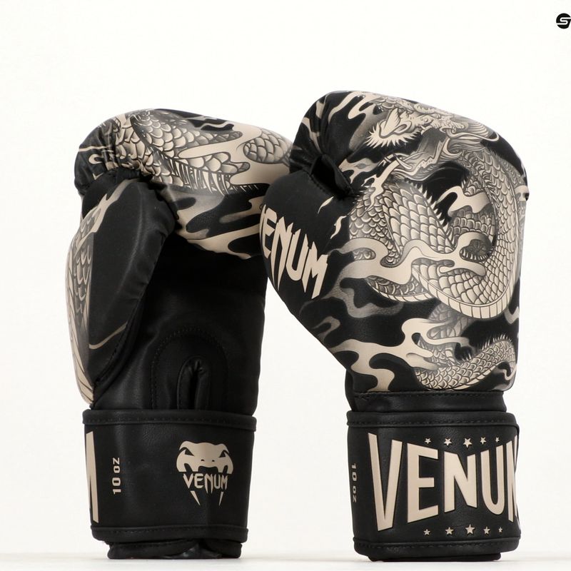 Guantoni da boxe Venum Dragon's Flight nero/sabbia 12