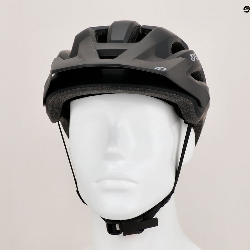 Casco da bicicletta Giro Fixture II nero opaco 9