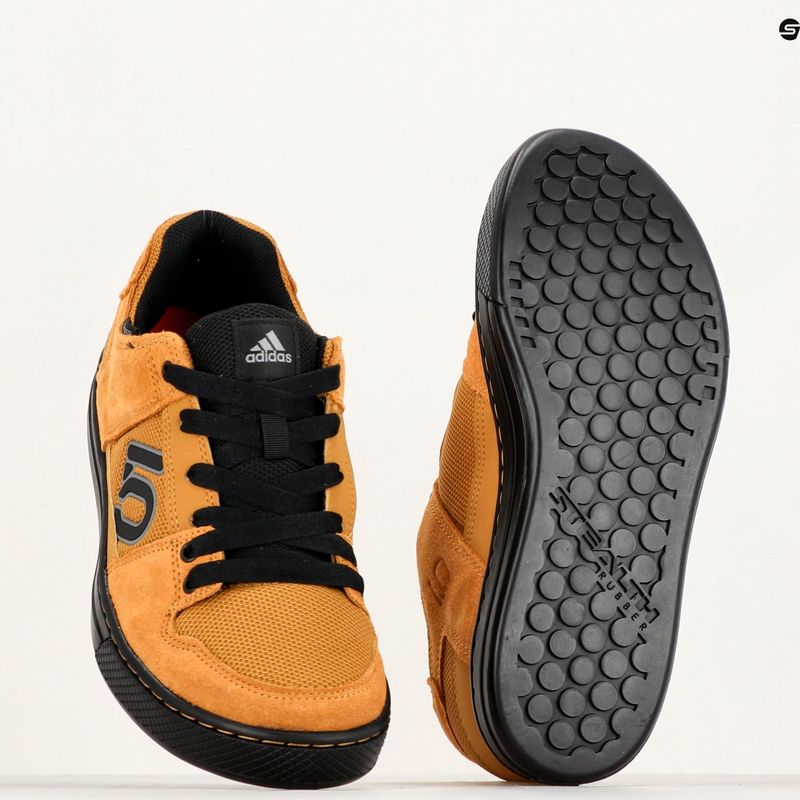 Scarpe da ciclismo uomo piattaforma adidas FIVE TEN Freerider rosso/mesa/nero FW2839 10