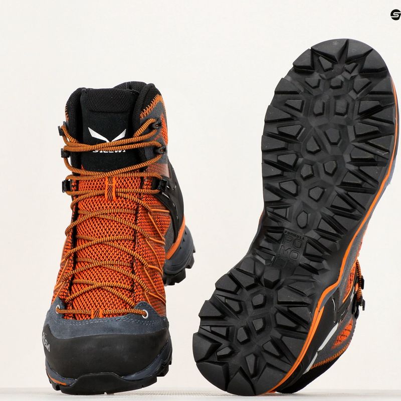 Scarpe da trekking da uomo Salewa MTN Trainer Lite Mid GTX nero/carota 10