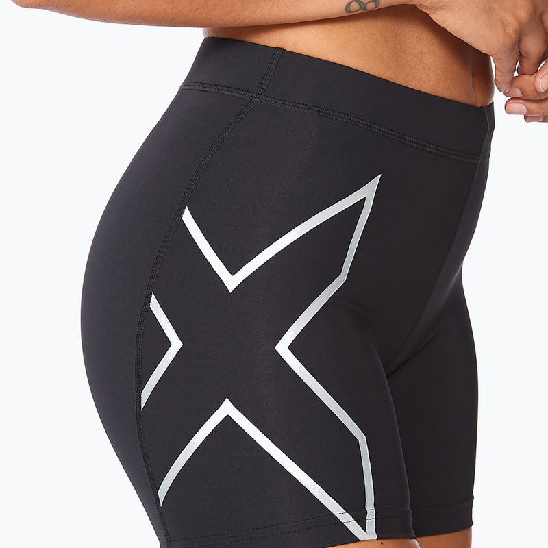 Pantaloncini da allenamento da donna 2XU Core Compression 5" nero/argento 4