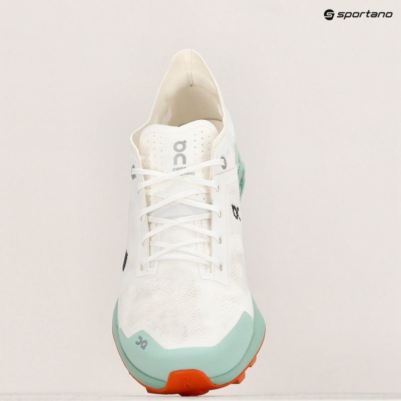 Scarpe da corsa da uomo On Running Cloudventure Peak 3 Undyed undyed white 9