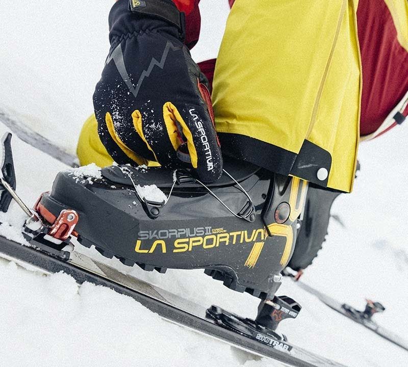 Scarpone da sci La Sportiva Skorpius CR II nero/giallo 16