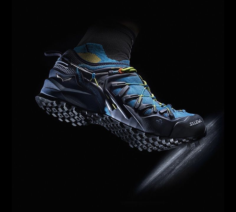 Scarpa da avvicinamento Salewa Wildfire Edge da uomo, blu ombra/giallo fluo 11