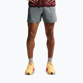 Pantaloncini da uomo Nike Miler Dri-Fit Brief Lined 5" smoke grey/smoke grey
