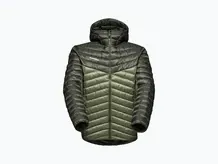 Abbigliamento per escursioni e trekking
