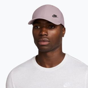 Cappellino con visiera Nike Dri-Fit Club light violet ore/metallic silver