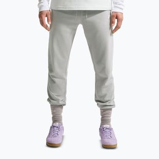 Pantaloni da uomo Nike Club French Terry Joggers light smoke grey/light smoke grey/white