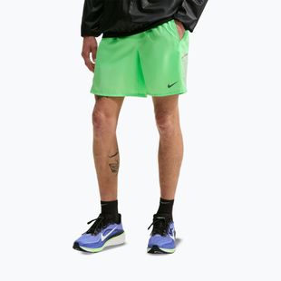 Pantaloncini da corsa da uomo Nike Miler illusion green