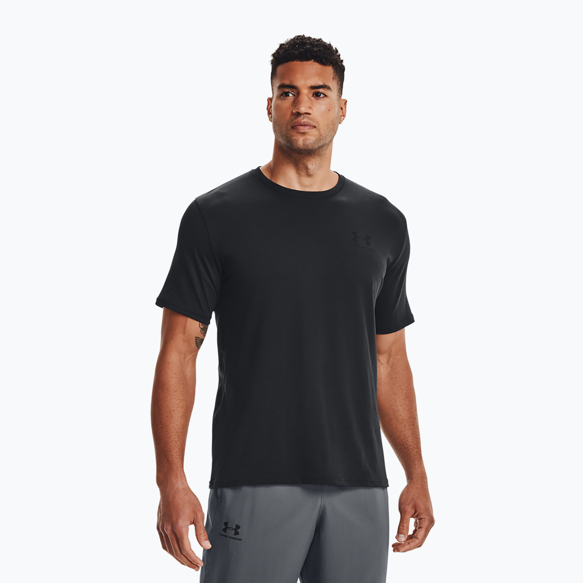 Maglietta Under Armour Sportstyle Left Chest SS da uomo nero/nero