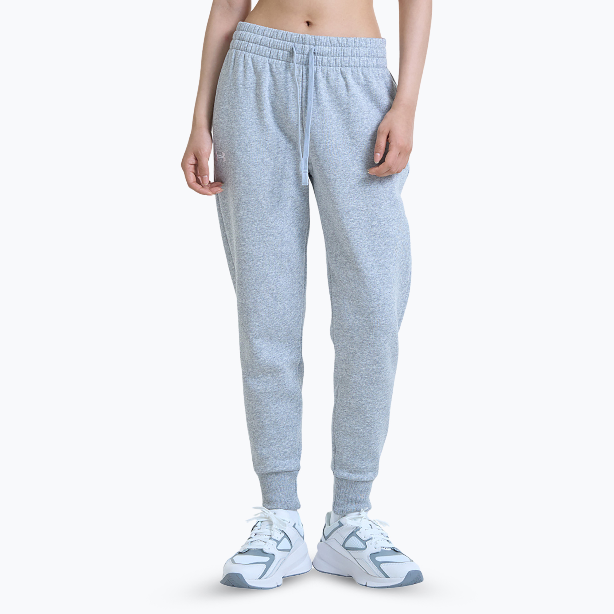 Pantaloni Under Armour Rival Fleece Joggers mod grigio chiaro/bianco (M) (Rival Fleece Joggers 1379438-012)