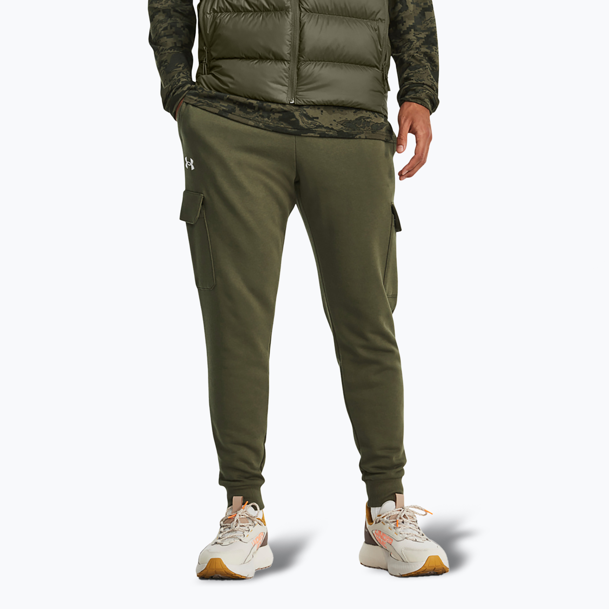 Pantaloni Under Armour Rival Fleece Cargo Jogger da uomo di colore verde/bianco (M) (Rival Fleece Cargo Jogger 1382134-390)